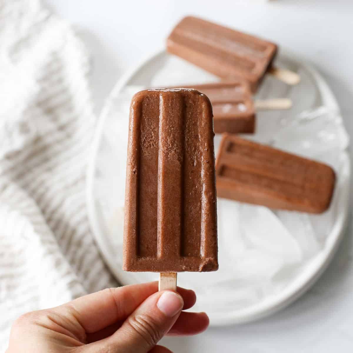 Chocolate popsicle deals