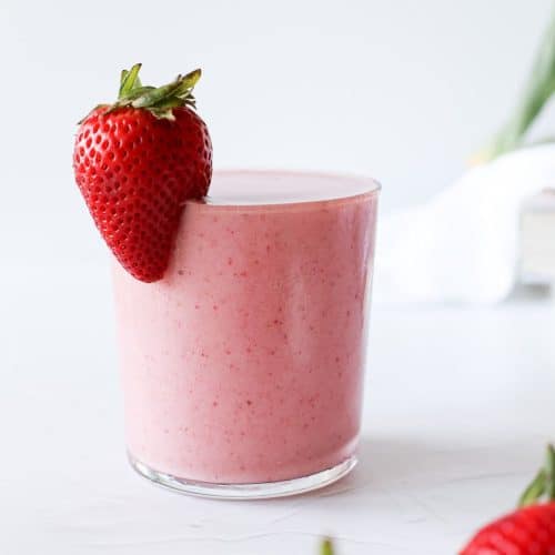 Strawberry Banana Smoothie Without Yogurt - A Nourishing Plate