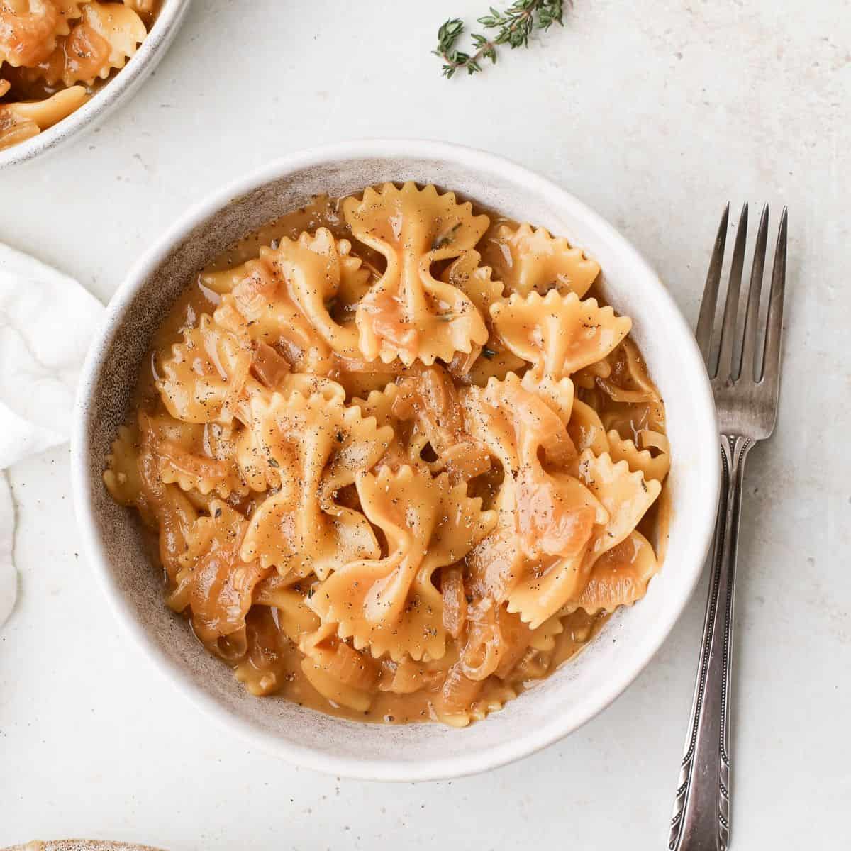 One Pot French Onion Pasta (Dairy Free) - A Nourishing Plate