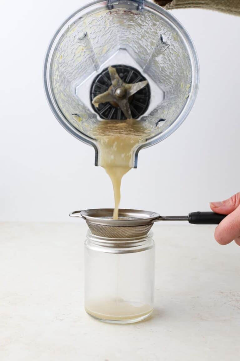 sparkling-cranberry-mocktail-with-ginger-orange-a-nourishing-plate